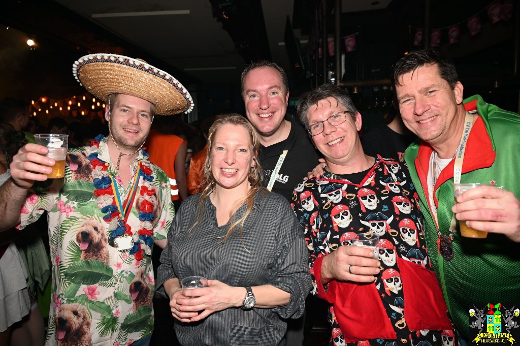 ../Images/Happy Holidays 256.jpg